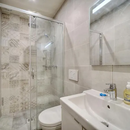 Agreable Quartier Suquet-vieux Port A0b185 Cannes