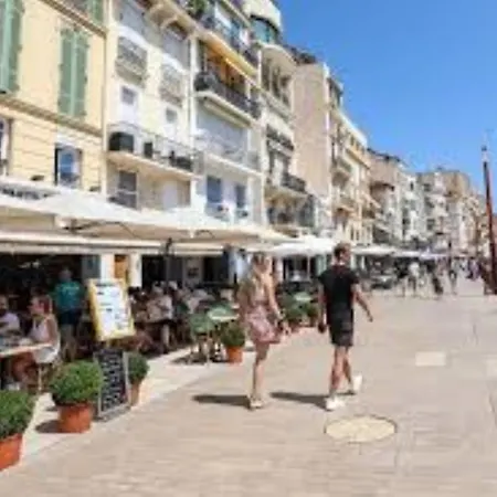 Agreable Quartier Suquet-vieux Port A0b185 Apartment